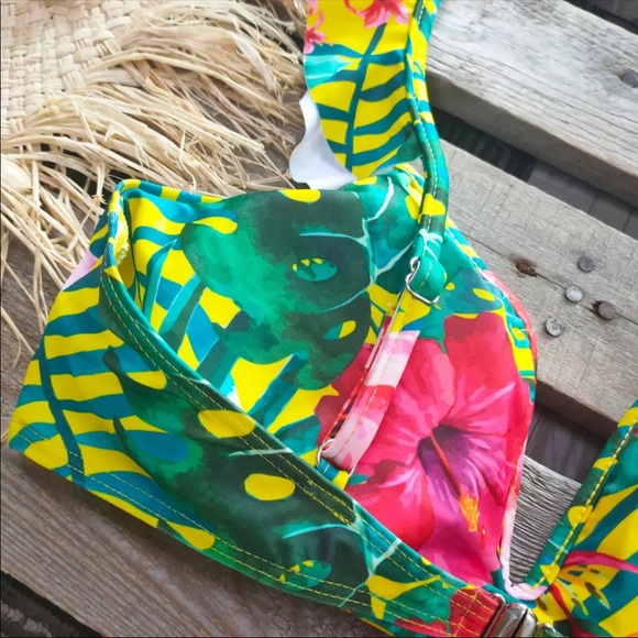 Sexy Cheeky Tropical Bikini, Scrunchy Bottom Small - Picture 4 of 4